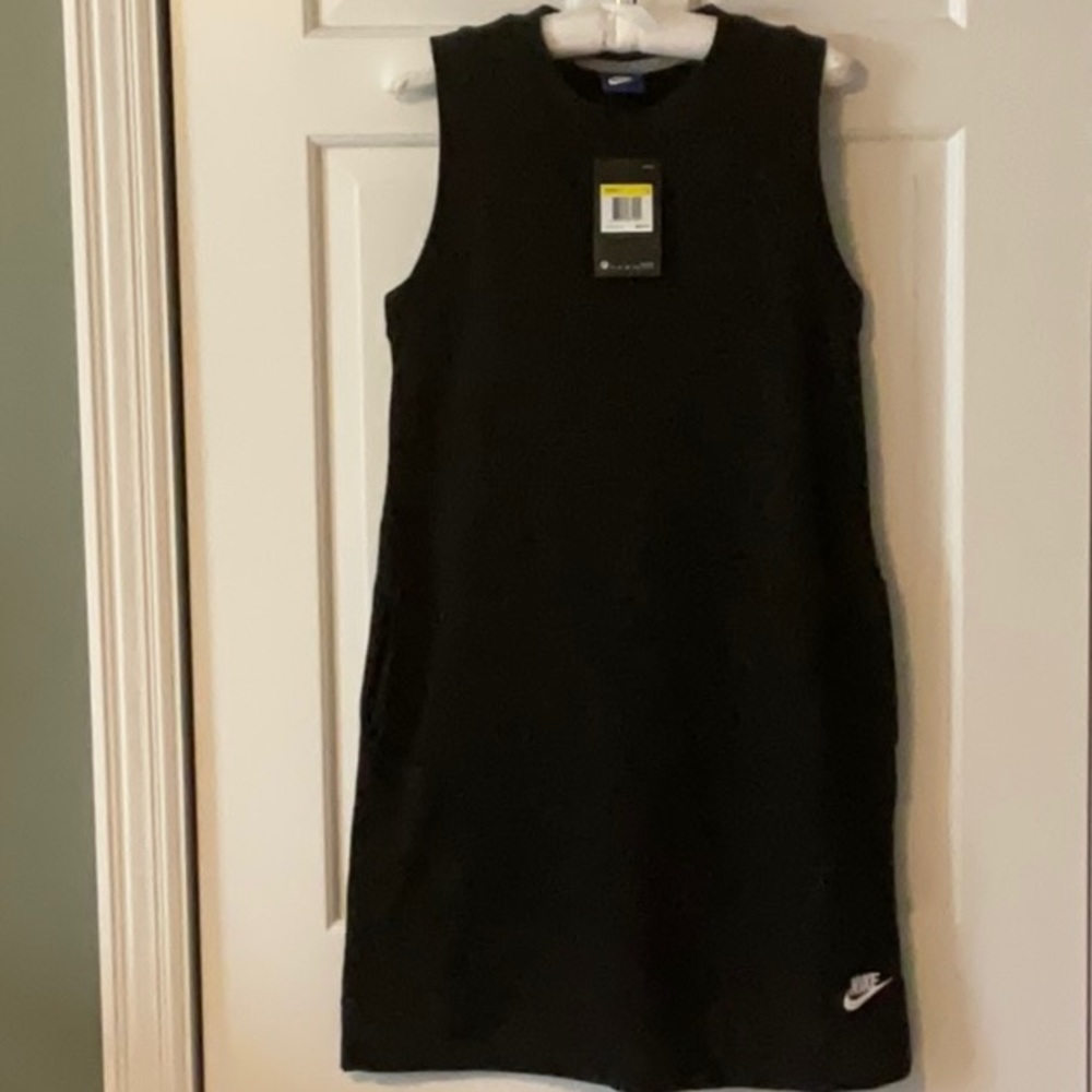 Nike sleeveless sweatshirt dress with pockets. Black with white Nike logo. Small